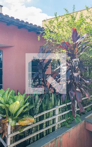 Casa para alugar com 250m², 3 quartos e 2 vagas Casa para alugar com 250m², 3 quartos e 2 vagasTerraço