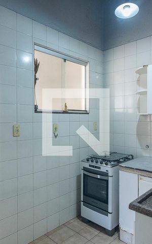Casa para alugar com 250m², 3 quartos e 2 vagas Casa para alugar com 250m², 3 quartos e 2 vagasCozinha