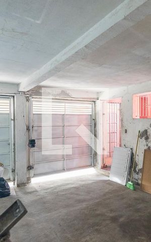 Casa para alugar com 250m², 3 quartos e 2 vagas Casa para alugar com 250m², 3 quartos e 2 vagasGaragem