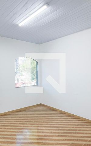 Casa para alugar com 250m², 3 quartos e 2 vagas Casa para alugar com 250m², 3 quartos e 2 vagasQuarto 1 Suite