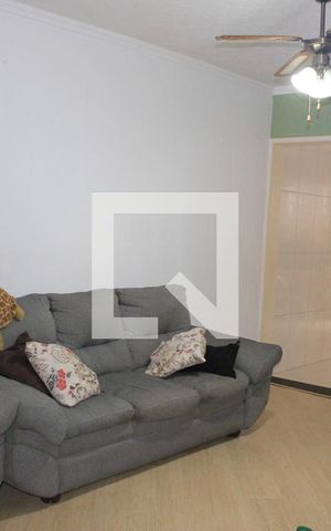 Casa para alugar com 160m², 2 quartos e 2 vagasSala