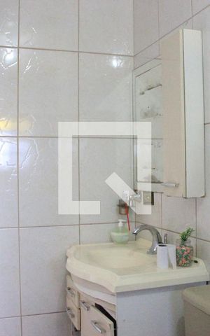 Casa para alugar com 160m², 2 quartos e 2 vagasBanheiro da Suíte