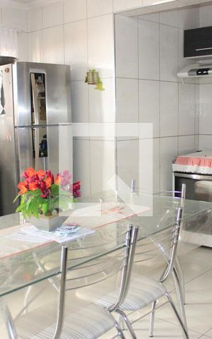Casa para alugar com 160m², 2 quartos e 2 vagasCozinha