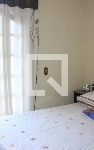 Casa para alugar com 160m², 2 quartos e 2 vagasSuíte