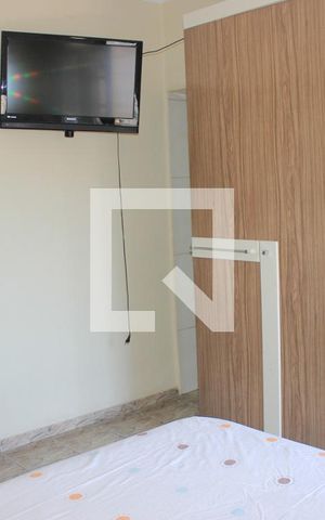 Casa para alugar com 160m², 2 quartos e 2 vagasSuíte
