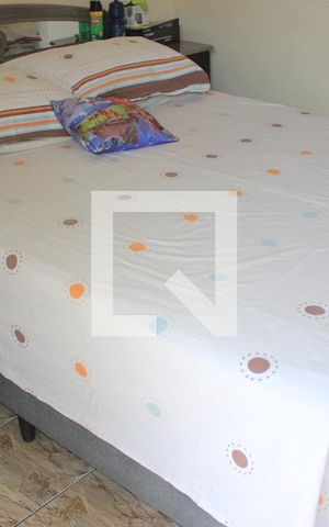 Casa para alugar com 160m², 2 quartos e 2 vagasSuíte