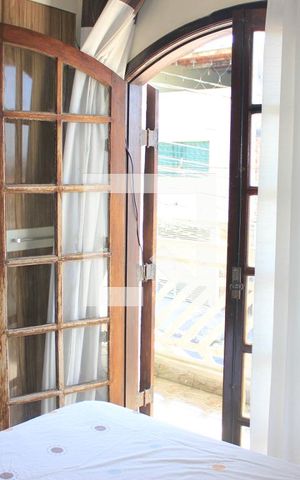 Casa para alugar com 160m², 2 quartos e 2 vagasSuíte