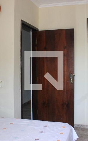 Casa para alugar com 160m², 2 quartos e 2 vagasSuíte