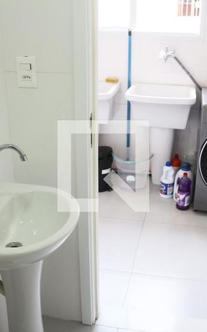 Apartamento à venda com 195m², 5 quartos e 4 vagasBanheiro de serviço
