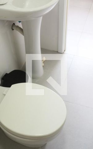 Apartamento à venda com 195m², 5 quartos e 4 vagasBanheiro de serviço