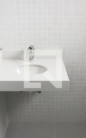 Apartamento à venda com 195m², 5 quartos e 4 vagasBanheiro da Suíte 3