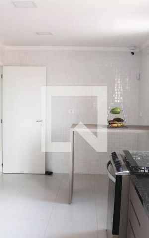Apartamento à venda com 195m², 5 quartos e 4 vagasCozinha
