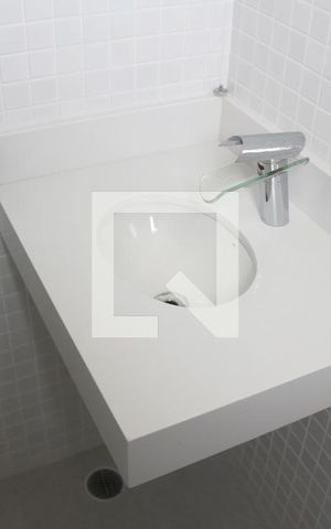 Apartamento à venda com 195m², 5 quartos e 4 vagasBanheiro da Suíte 3
