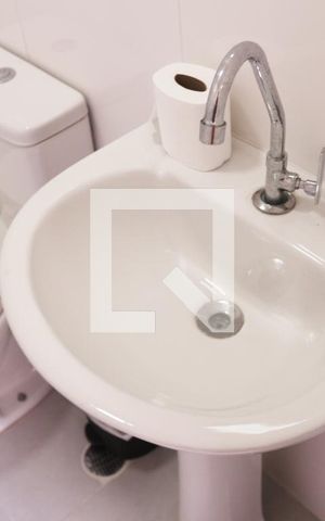 Apartamento à venda com 195m², 5 quartos e 4 vagasBanheiro de serviço