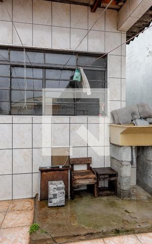 Casa à venda com 250m², 6 quartos e 2 vagas Casa à venda com 250m², 6 quartos e 2 vagasCasa 2 Área de Serviço 3
