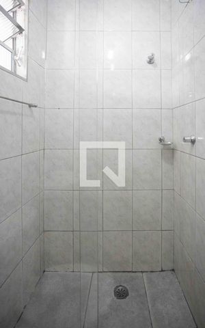 Casa para alugar com 84m², 2 quartos e sem vagaBanheiro da Suíte