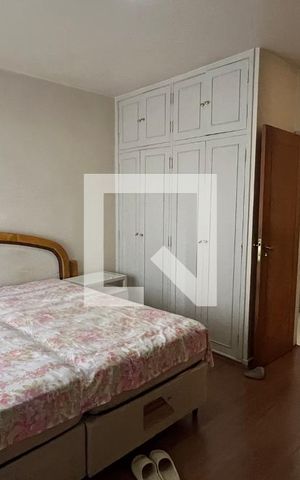 Apartamento à venda com 192m², 3 quartos e 1 vaga Apartamento à venda com 192m², 3 quartos e 1 vagaSuite