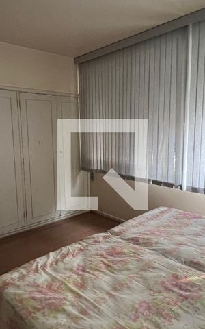 Apartamento à venda com 192m², 3 quartos e 1 vaga Apartamento à venda com 192m², 3 quartos e 1 vagaSuite