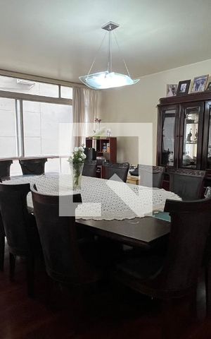 Apartamento à venda com 192m², 3 quartos e 1 vaga Apartamento à venda com 192m², 3 quartos e 1 vagaSala de Jantar