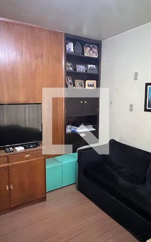 Apartamento à venda com 192m², 3 quartos e 1 vaga Apartamento à venda com 192m², 3 quartos e 1 vagaSala de TV
