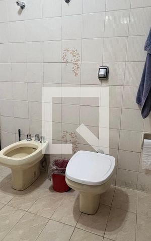 Apartamento à venda com 192m², 3 quartos e 1 vaga Apartamento à venda com 192m², 3 quartos e 1 vagaBanheiro da Suíte