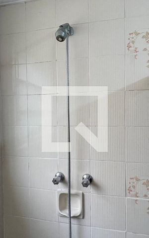 Apartamento à venda com 192m², 3 quartos e 1 vaga Apartamento à venda com 192m², 3 quartos e 1 vagaBanheiro da Suíte
