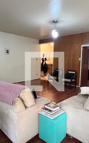Apartamento à venda com 192m², 3 quartos e 1 vaga Apartamento à venda com 192m², 3 quartos e 1 vagaSala