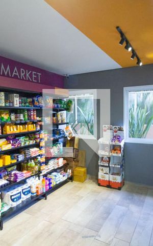Apartamento à venda com 101m², 3 quartos e 1 vagaMini Mercado