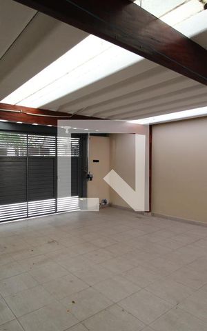 Casa à venda com 180m², 3 quartos e 2 vagasGaragem