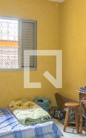 Casa à venda com 143m², 5 quartos e 3 vagasSuíte