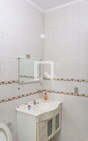 Casa à venda com 143m², 5 quartos e 3 vagasBanheiro da Suíte