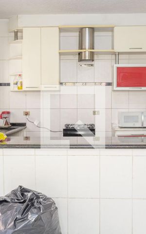 Casa à venda com 143m², 5 quartos e 3 vagasCozinha