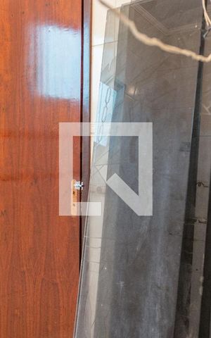 Casa à venda com 143m², 5 quartos e 3 vagasBanheiro 1
