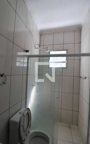Casa para alugar com 50m², 2 quartos e sem vaga Casa para alugar com 50m², 2 quartos e sem vagaBanheiro