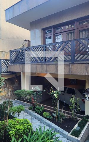 Casa à venda com 500m², 6 quartos e 6 vagasGaragem