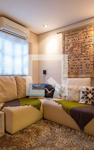 Casa à venda com 130m², 3 quartos e 1 vaga Casa à venda com 130m², 3 quartos e 1 vagaSala 1