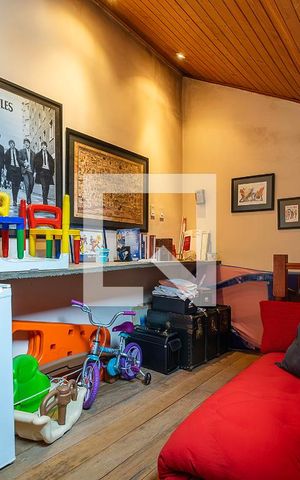 Casa à venda com 130m², 3 quartos e 1 vaga Casa à venda com 130m², 3 quartos e 1 vagaQuarto 3 (Sótão)