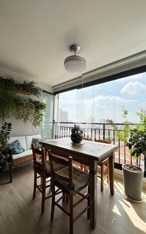 Apartamento à venda com 62m², 2 quartos e 1 vagaVaranda