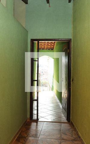 Casa para alugar com 50m², 2 quartos e sem vagaÁrea comum