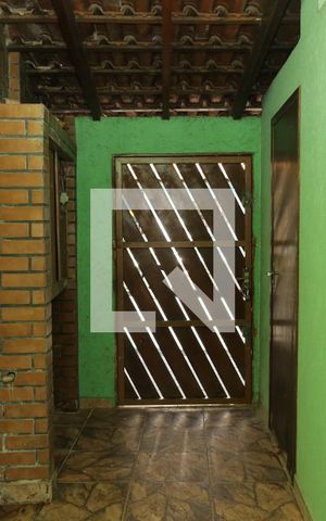 Casa para alugar com 50m², 2 quartos e sem vagaÁrea comum