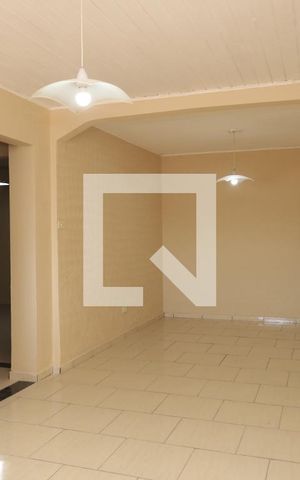 Casa para alugar com 50m², 2 quartos e sem vagaSala