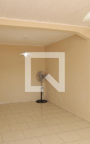 Casa para alugar com 50m², 2 quartos e sem vagaSala