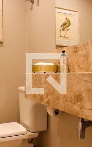 Apartamento à venda com 240m², 5 quartos e 4 vagasLavabo