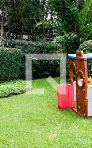 Apartamento à venda com 240m², 5 quartos e 4 vagasPlayground