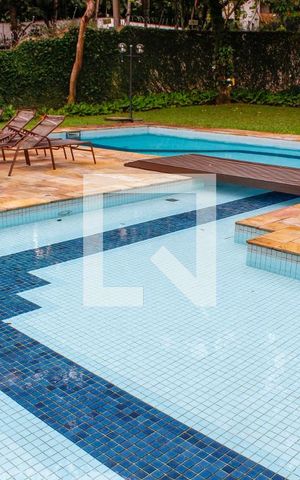 Apartamento à venda com 240m², 5 quartos e 4 vagasPiscina