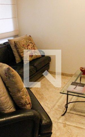 Apartamento à venda com 240m², 5 quartos e 4 vagasSala 2