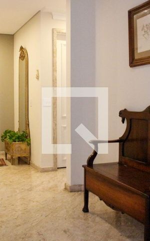Apartamento à venda com 240m², 5 quartos e 4 vagasSala