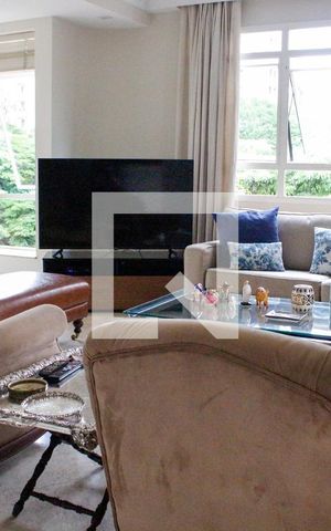 Apartamento à venda com 240m², 5 quartos e 4 vagasSala