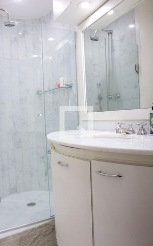Apartamento à venda com 240m², 5 quartos e 4 vagasBanheiro