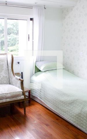 Apartamento à venda com 240m², 5 quartos e 4 vagasQuarto 4